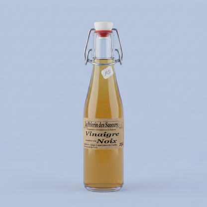 Vinaigre aromatisé à  la noix Le Pèlerin des Saveurs - 25 cl